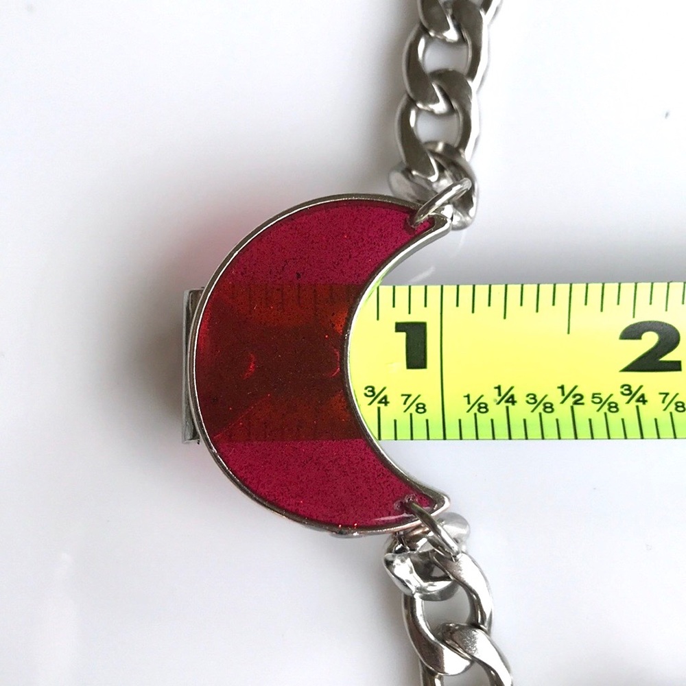 Red resin crecent moon thick steel goth choker - Picture 13 of 15